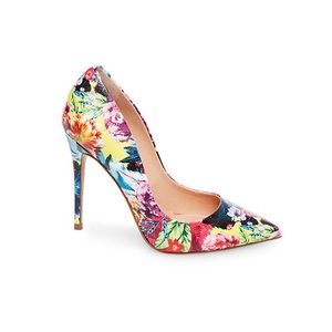 Steve Madden “Daisie” pumps
